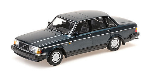 VOLVO 240 GL 1986 Petrol 1:18 Minichamps 