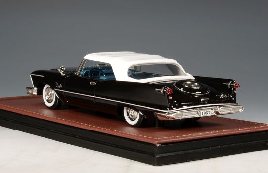 Imperial Crown Convertible Closed roof - black (double headlight) 1957 GLM132204 1:43 GLM Imperial Crown Convertible Closed roof - black (double headlight) 1957 GLM132204 1:43 GLM