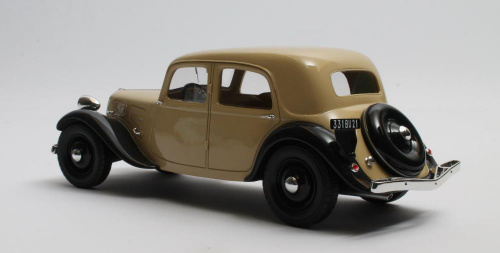 Citroen Traction Avant 7CV beige / black 1934 1:18 Cult Scale Models