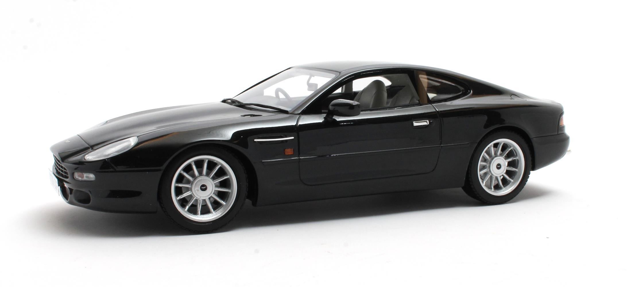 Aston Martin DB7 Bowland black 93-99 1:18 Cult Scale Models 