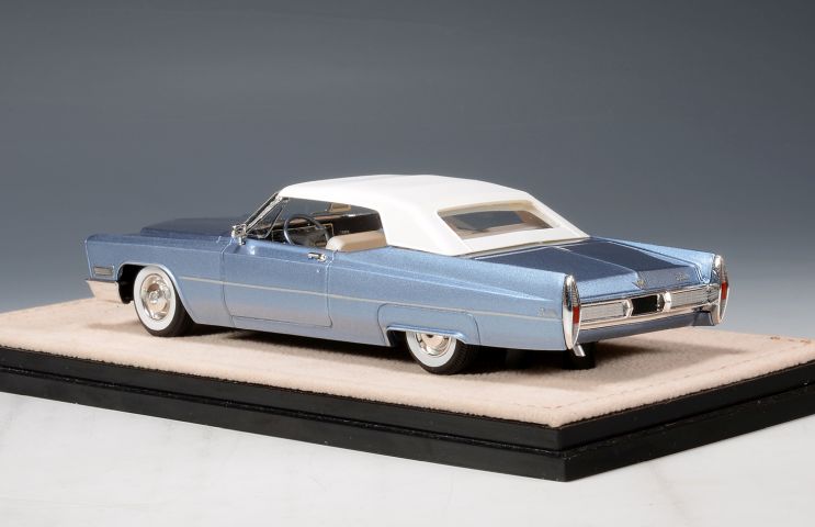 Cadillac de Ville Convertible Closed - Marina Blue Metallic 1967 STM67702  1:43  GLM Stamp Models