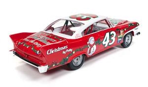 Plymouth fury 1960 Richard Petty XMAS Edition 1:24 Autoworld