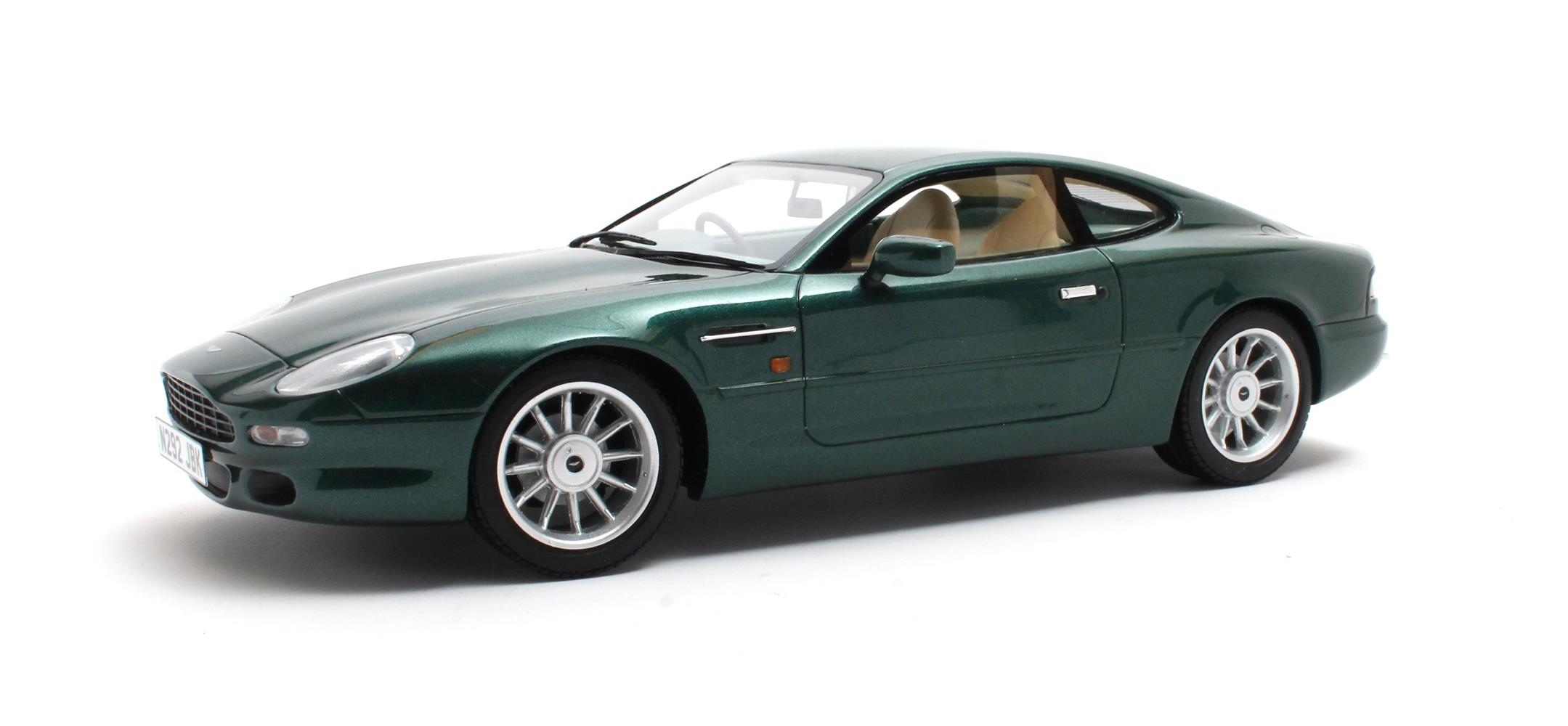 Aston Martin DB7 Bowland Buckingham green 93-99 1:18 Cult Scale Models