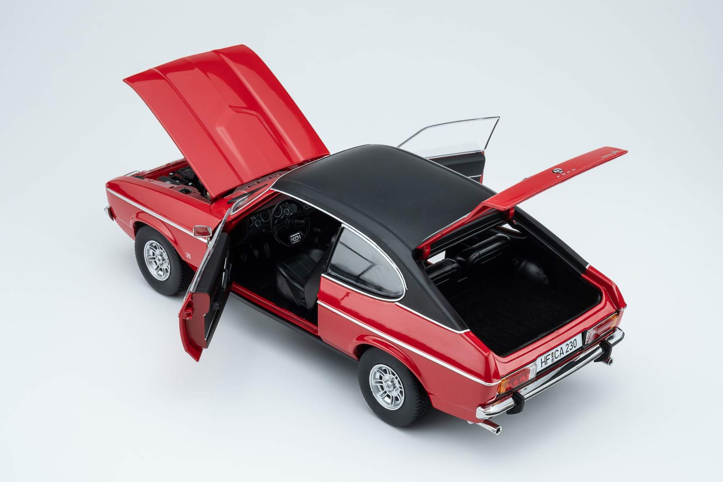 Ford Granda 1:18 Touring Modelcars