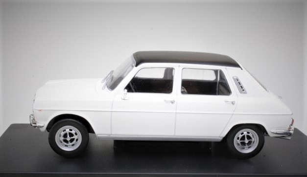 Fiat Panda 30 1980 creme 1:24 Atlas