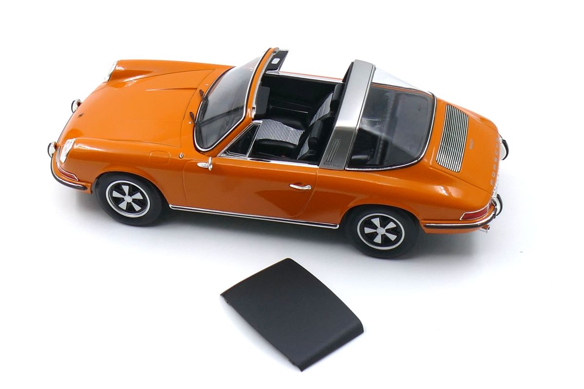 Porsche 911 T 1969 darkred 1:18 Norev