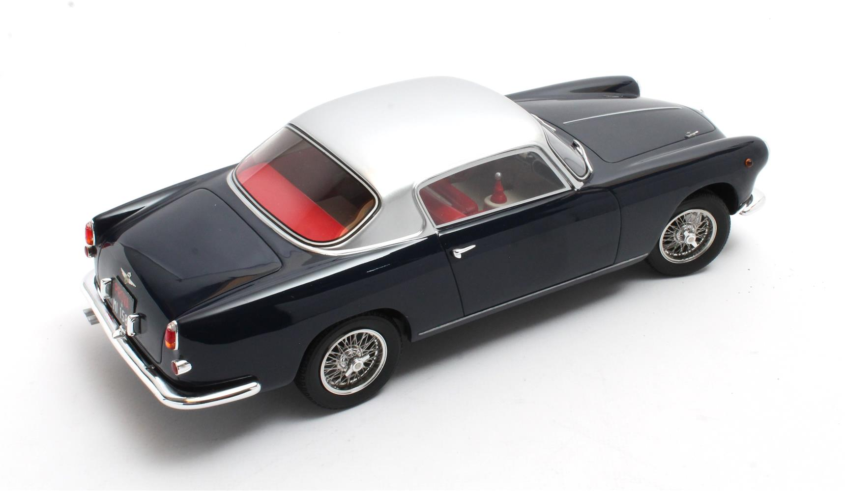 Alfa Romeo 1900CSS Touring coupe blue/silver 1955 1:18 Cult Scale Models 