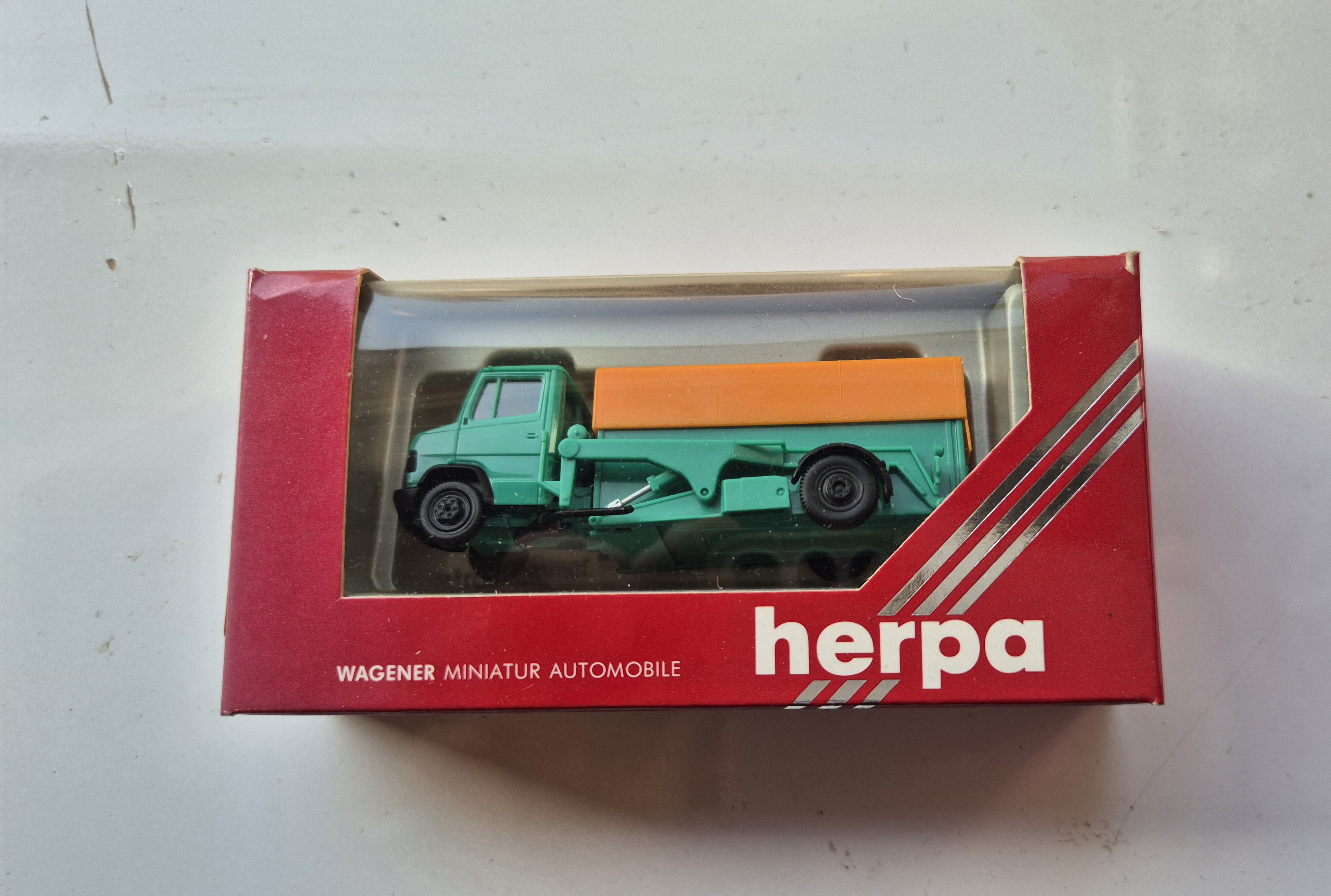 Mercedes Benz Niederflur Hubwagen 1:87 Herpa 4134