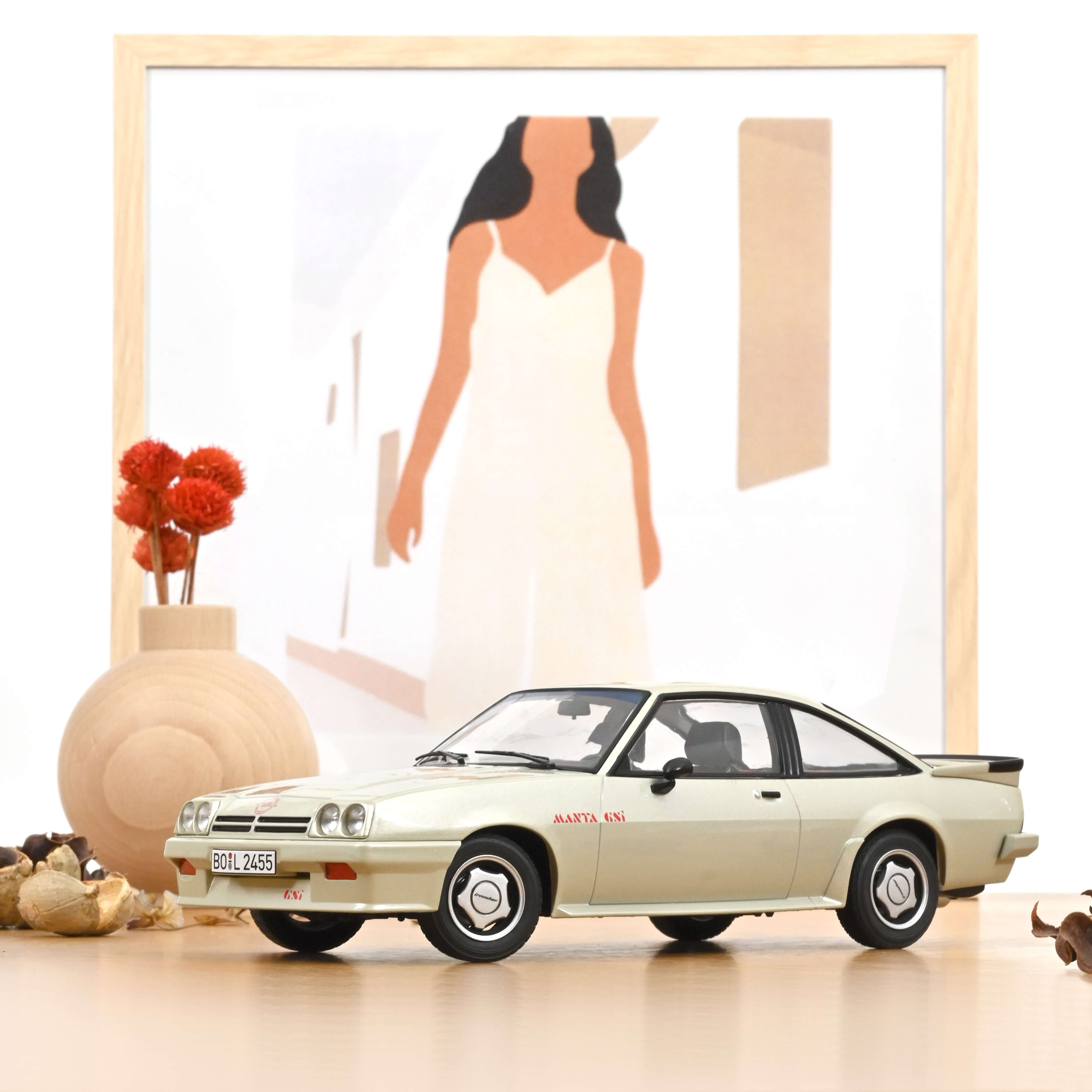 Opel Manta GSi 1987 Platin metallic 1:18 Norev 