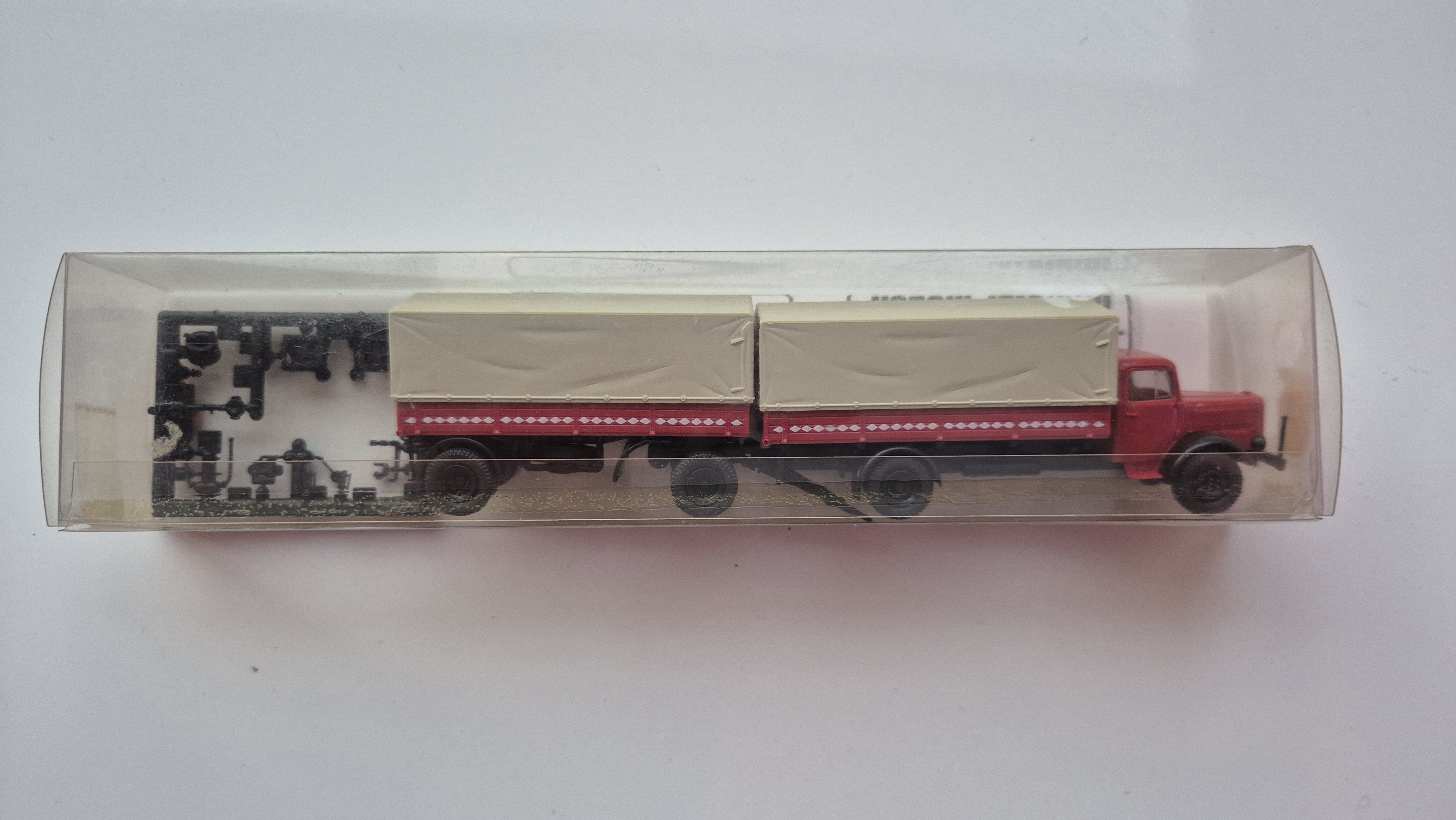 Mercedes Benz L5000LKW 1:87 Roco 1560