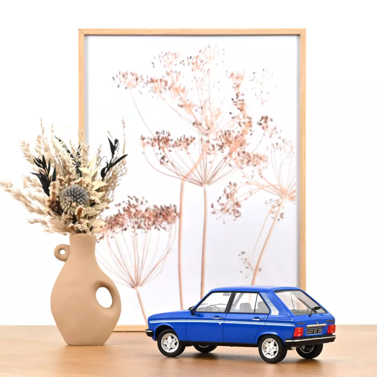 Peugeot 104 S 1981 Ibis-Blau 1:18 Norev 