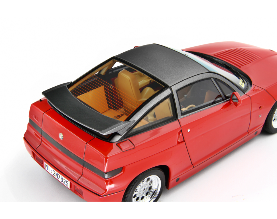 Alfa Romeo SZ (Es 30) 1989  LM197A   1:18 Laudoracing Model