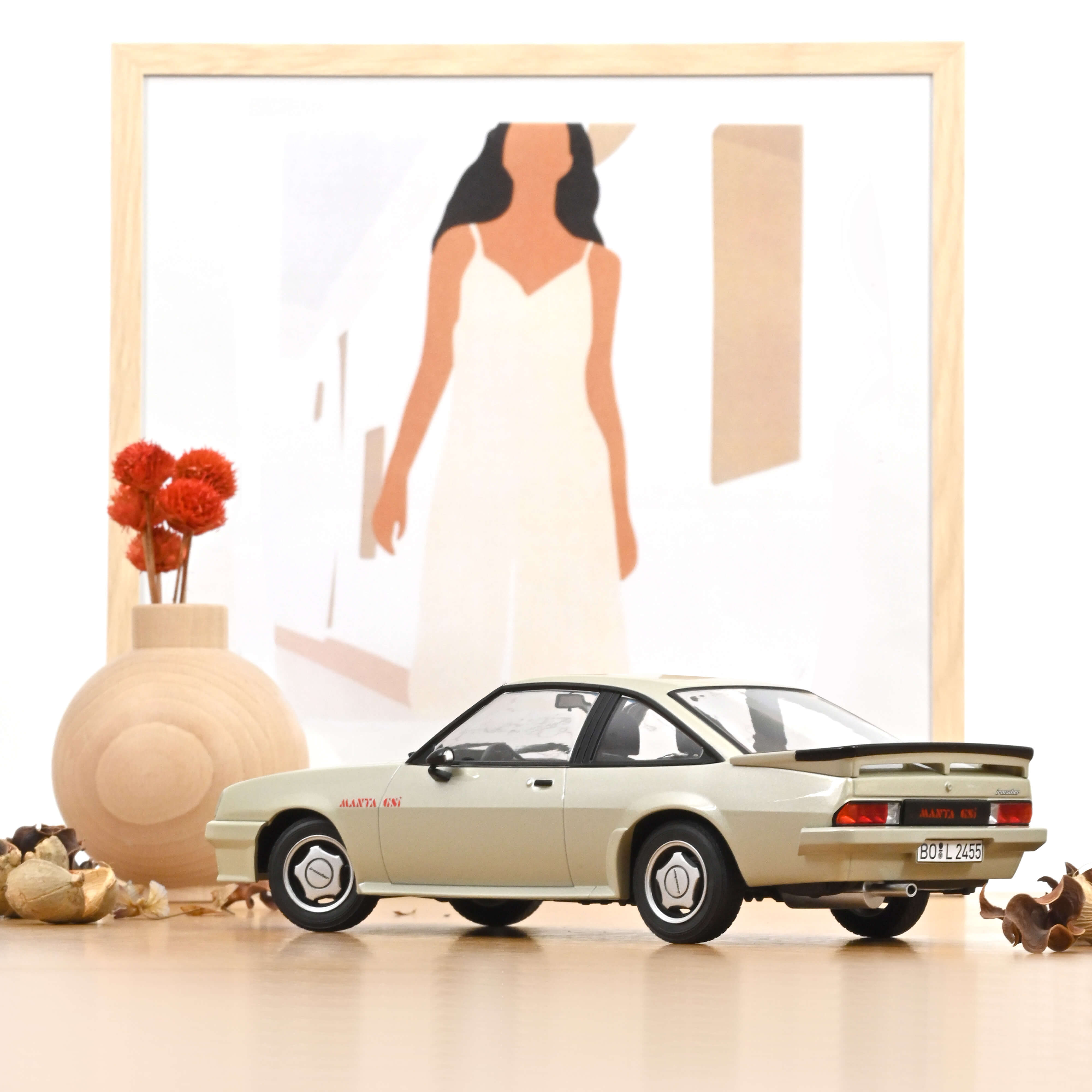 Opel Manta GSi 1987 Platin metallic 1:18 Norev 