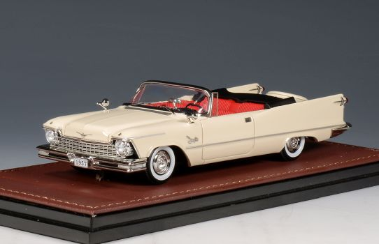 Imperial Crown Convertible Open roof  desert beige (single headlight) 1957 GLM132201 1:43 GLM Imperial Crown Convertible Open roof  desert beige (single headlight) 1957 GLM132201 1:43 GLM