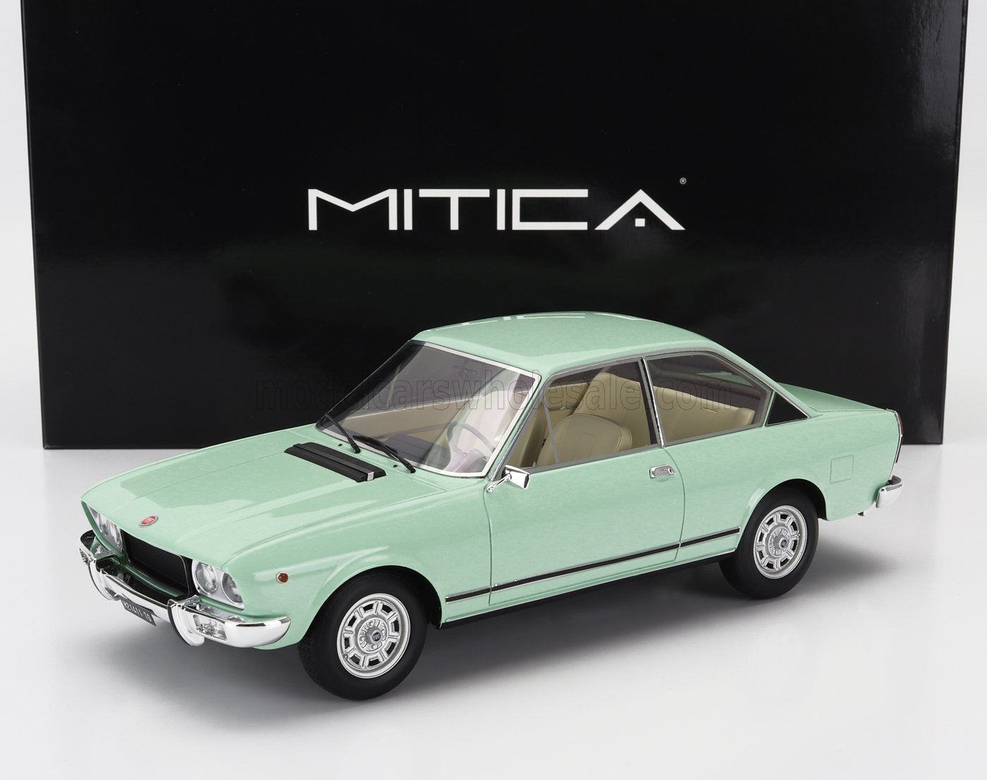 FIAT 124 SPORT COUPE SERIE-3 1974 VERDE CHIARO 304 412 1:18 Mitica