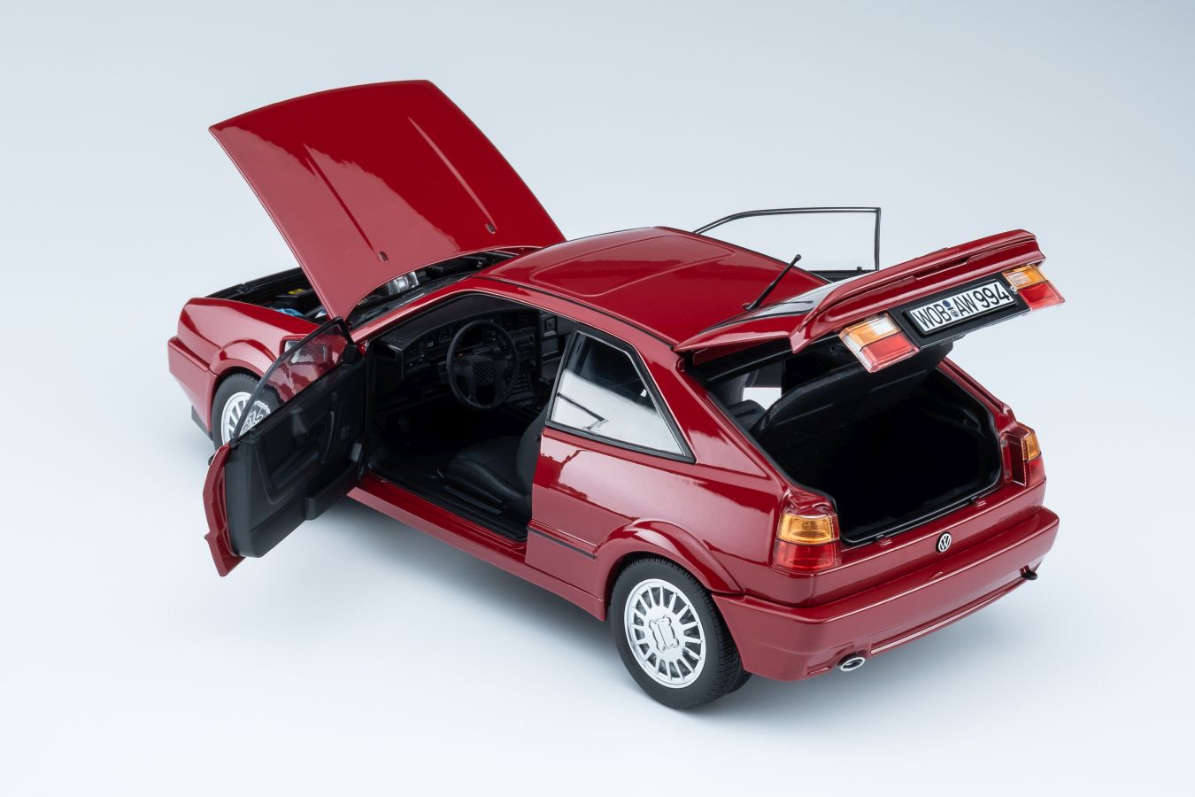 Volkswagen Corrado G60  red 1:18 Norev