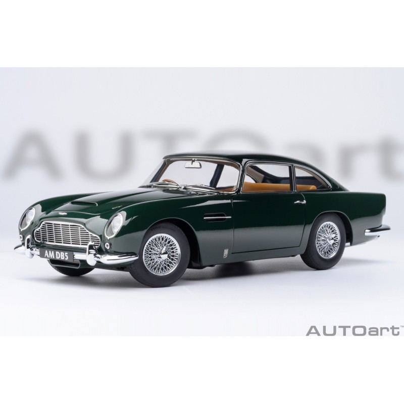 Aston Martin DB5  British Racing Green 1:18 Autoart 