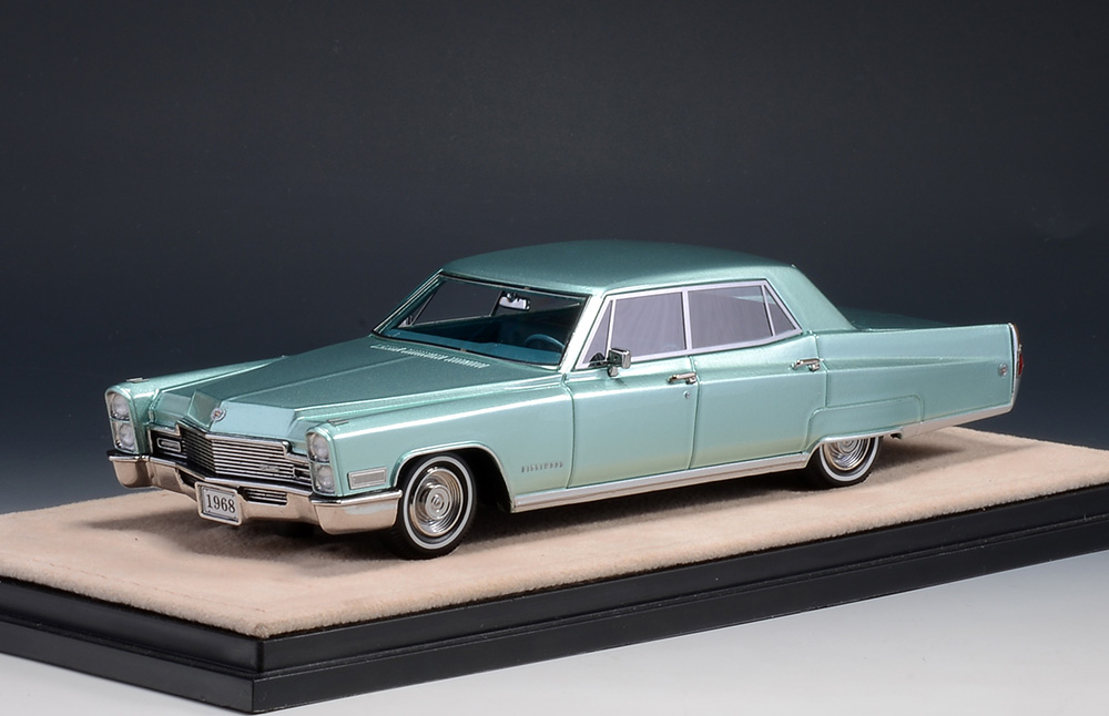 Cadillac Fleetwood Sixty Special Silverpine-Green STM68201 1:43 GLM Stamp Models