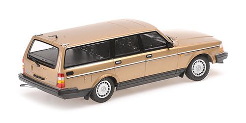 VOLVO 240 GL  Break 1986 Gold 1:18 Minichamps