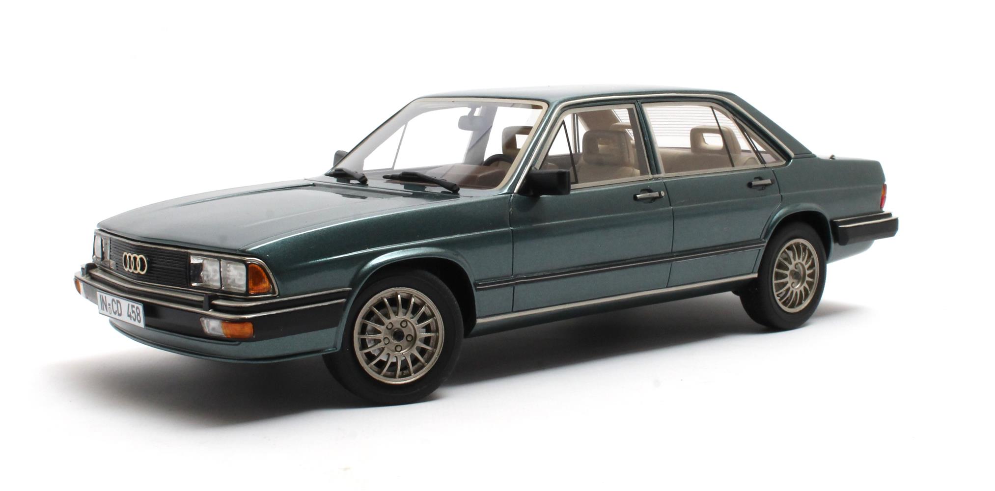 Audi 200 5T typ 43 blue metallic 80-82 1:18 Cult Scale Models