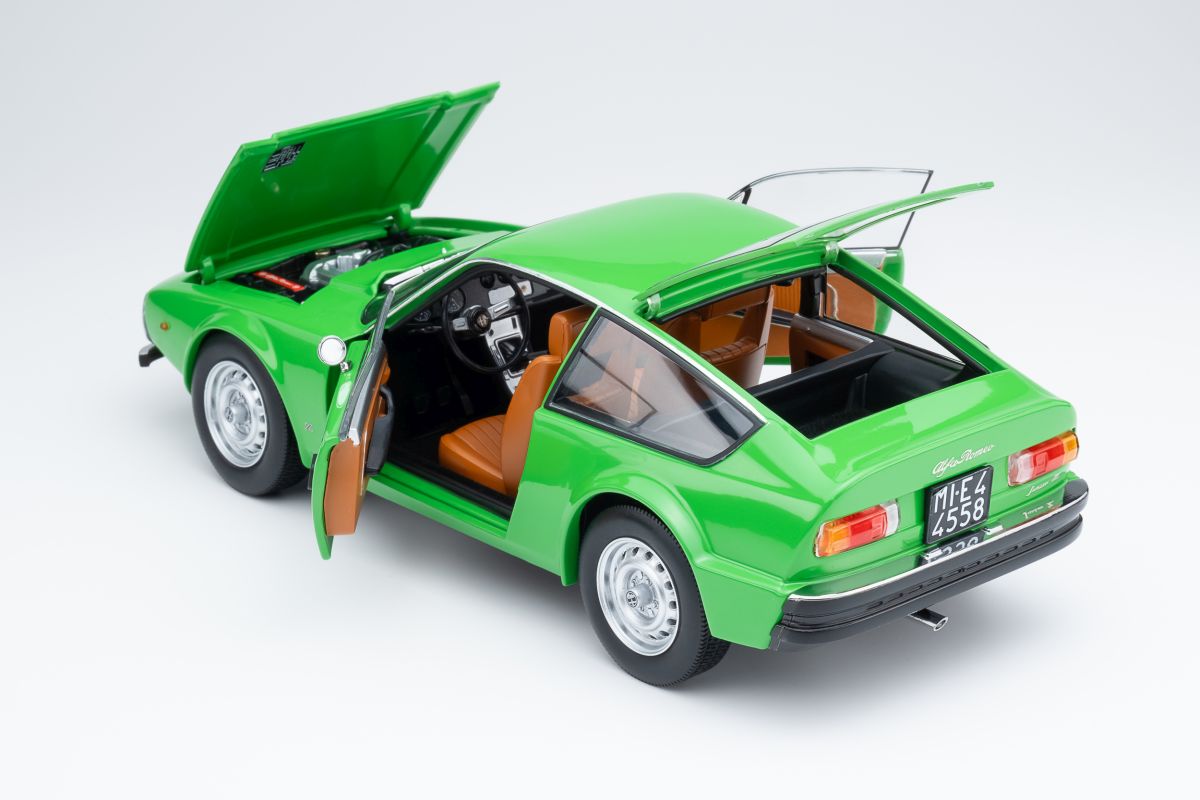 Alfa Romeo Junior Zagato 1969 verde 1:18 Norev