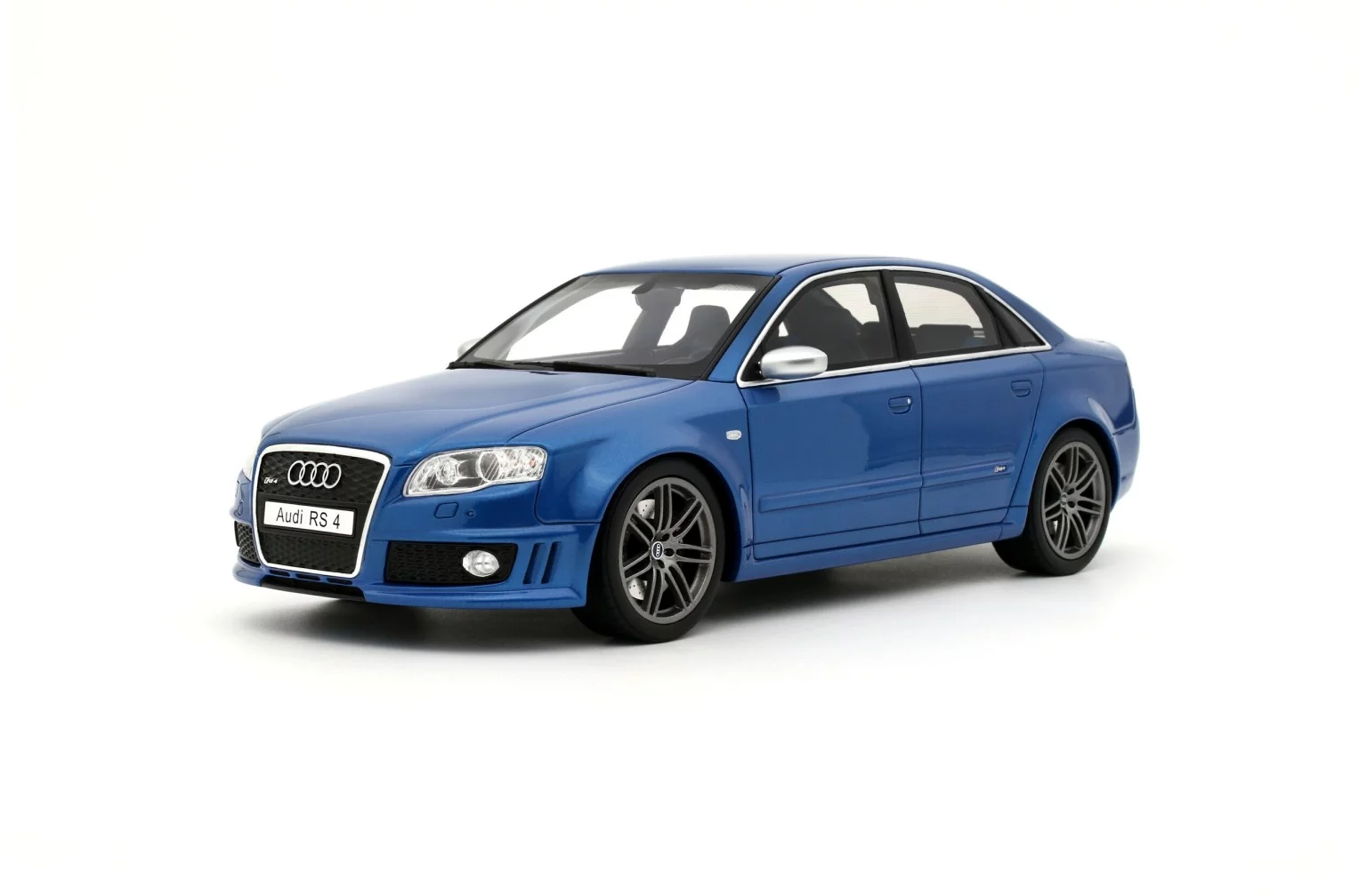 Audi RS 4 B7 Sedan Sprint Blue 2007 OT1215 1:18 Otto Models
