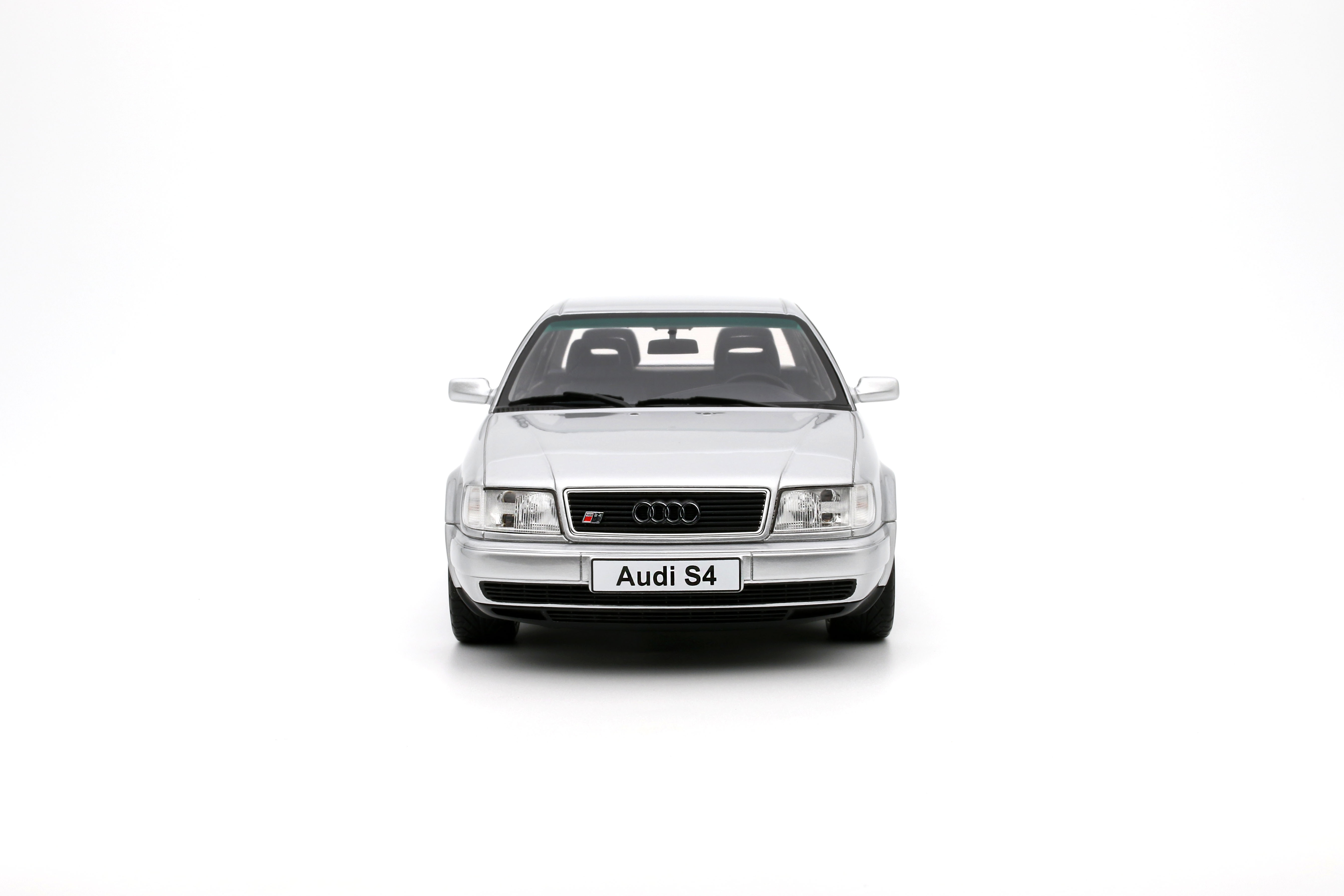 Audi S4 (C4) 4.2 V8 Crystal Silver C6 1993 Ot464 1:18 Otto Models