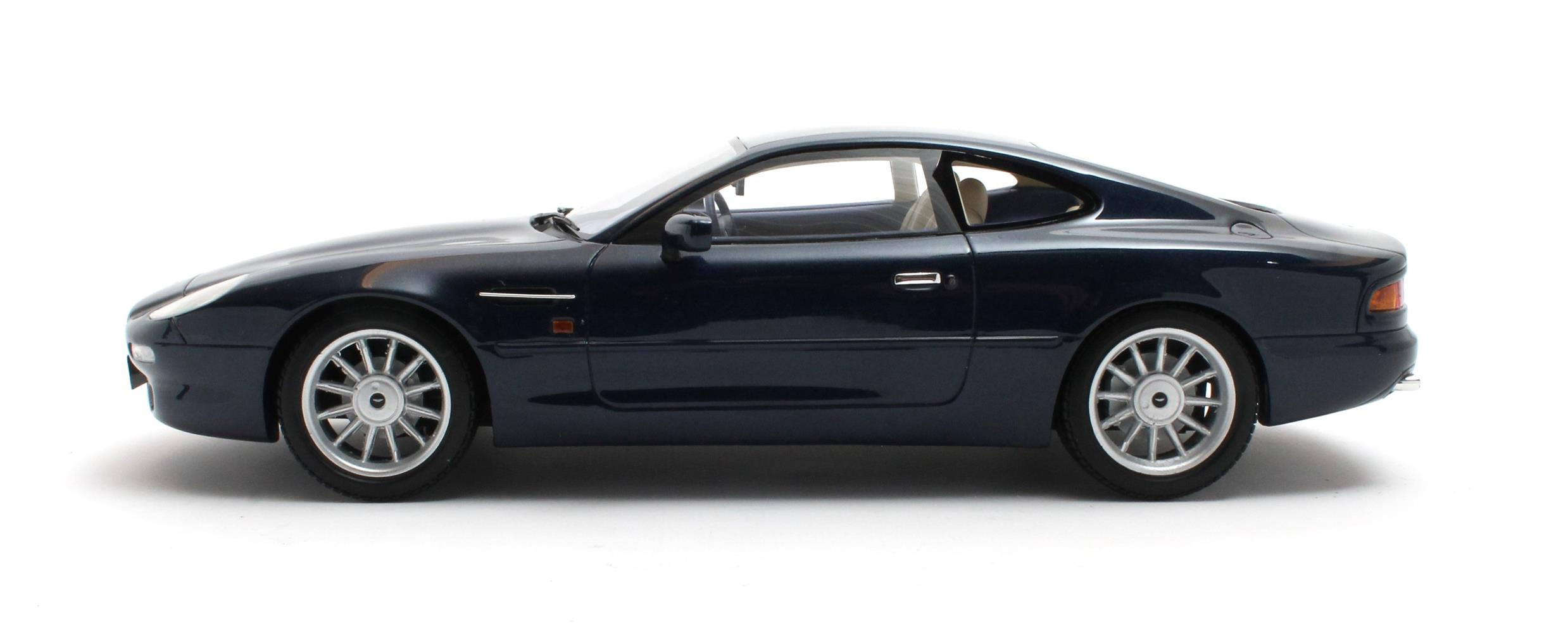 Aston Martin DB7 Mendip blue 93-99 1:18 Cult Scale Models 