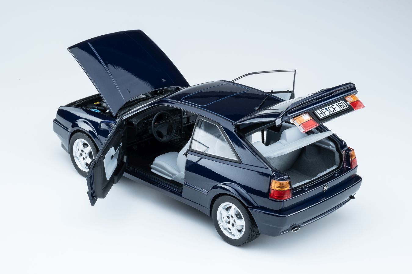 Volkswagen Corrado G60  Aqua Blue 1:18 Norev 