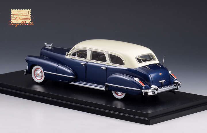 Cadillac Series 77 Blue/White STM42802 1:43 Stamp Models GLM