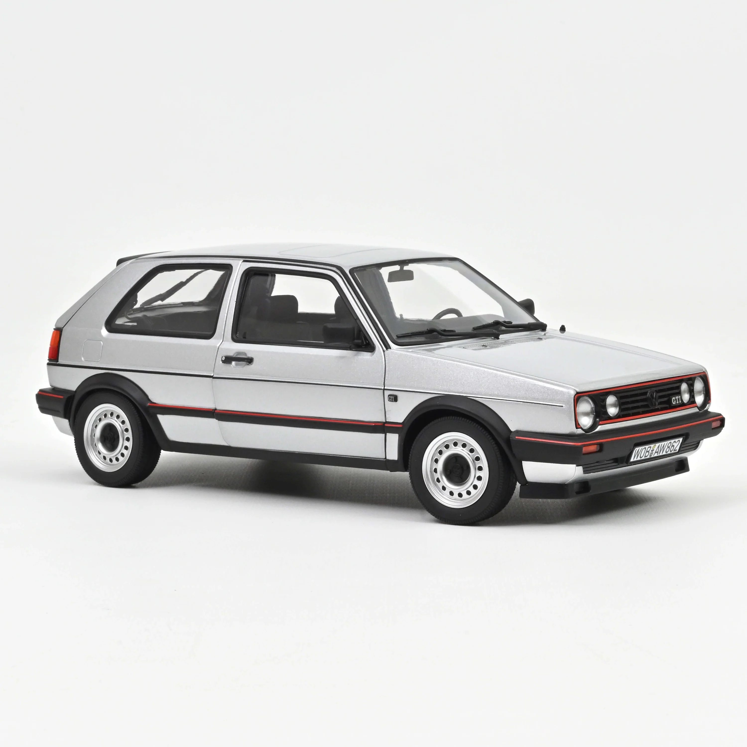  VW Golf GTI 1989 Diamantsilber 1:18 Norev 