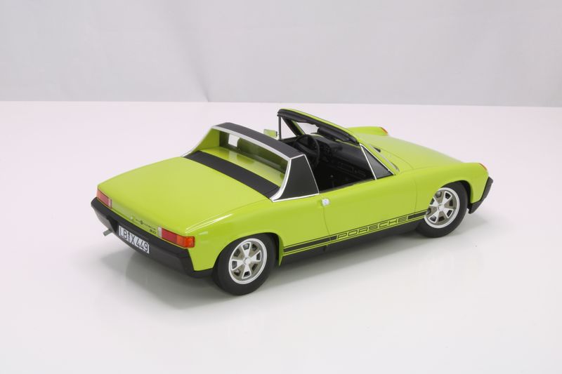 VW-Porsche 914  ravenna green1:18 Norev