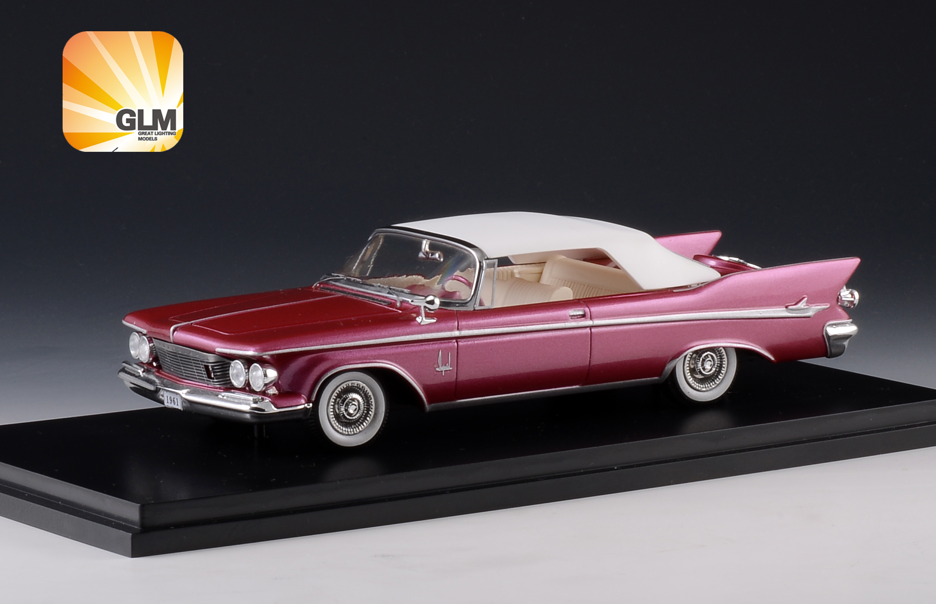 Imperial Crown Convertible Dubonnet Met. 131604 1:43 GLM