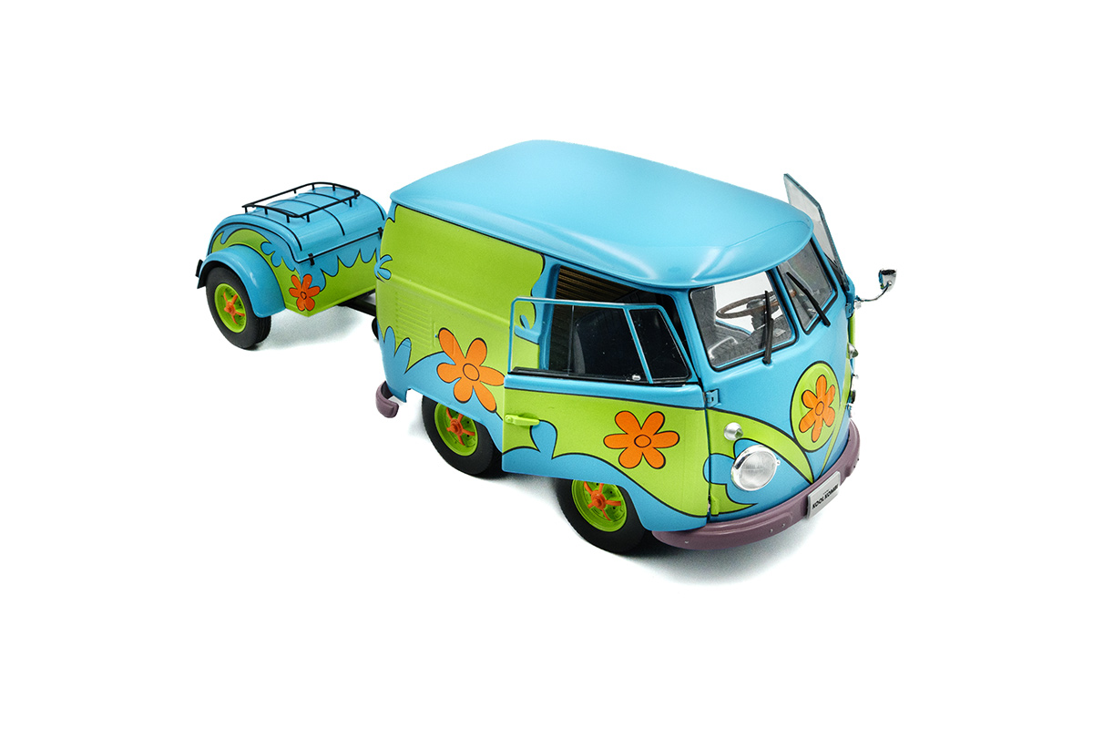 VW Kool Kombi Ghost Hunters Machine Flower Power 1:18 Solido