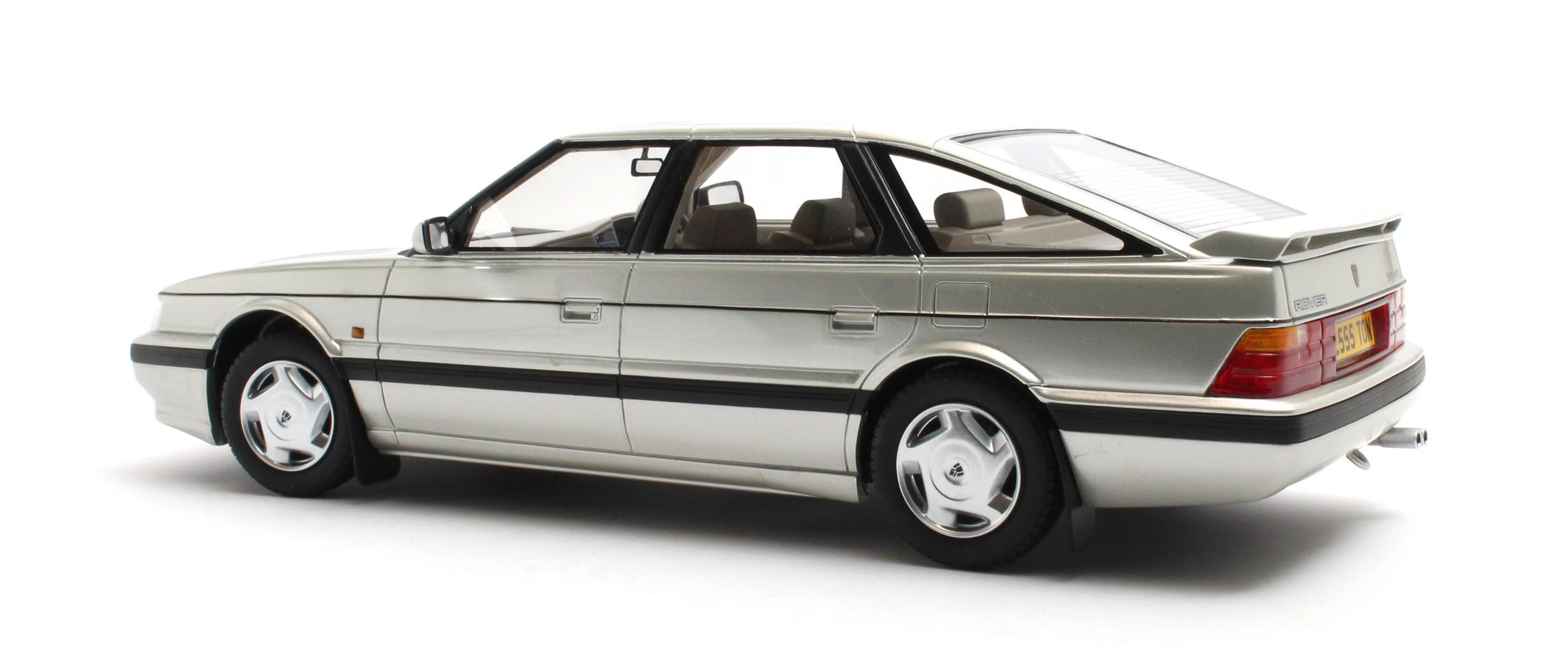 Rover 827 Vitesse metallic Pulsar Silver 1988-1989  1:18 Cult Scale Models