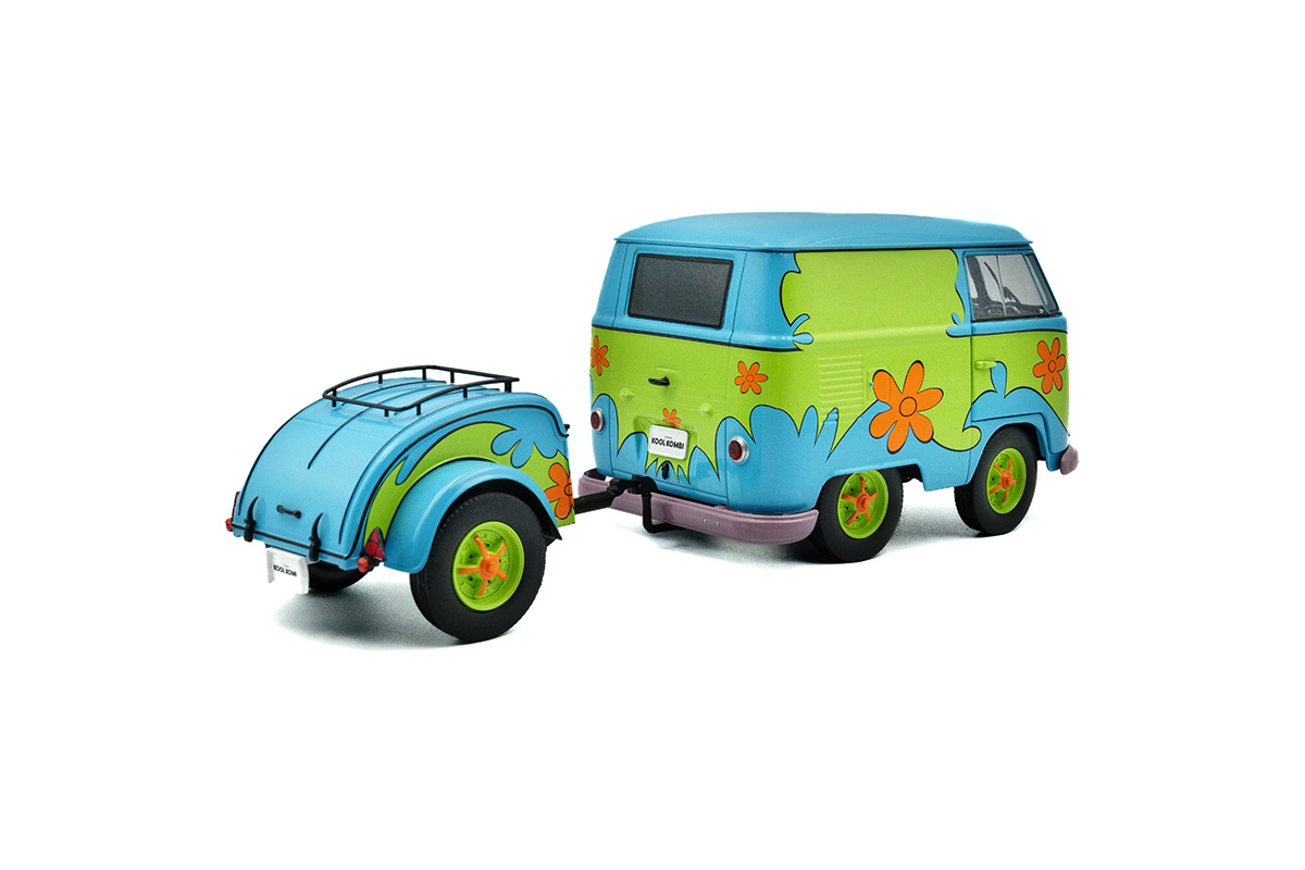 VW Kool Kombi Ghost Hunters Machine Flower Power 1:18 Solido