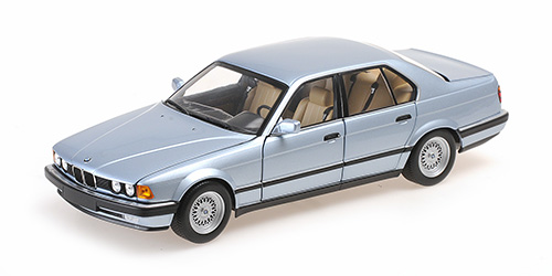 BMW 730I (E32) 1986 LIGHT BLUE METALLIC 1:18 Minichamps