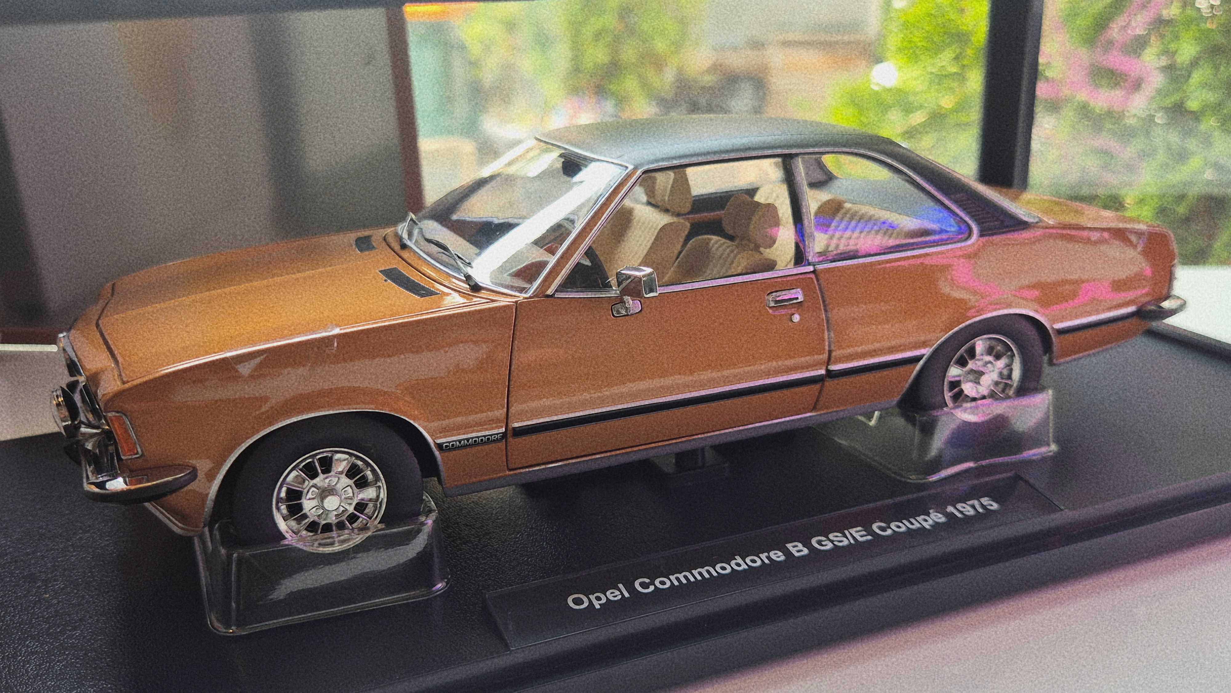 Opel Commodore B GS/E Coupé 1975 braun 1:18 Touring Modelcars