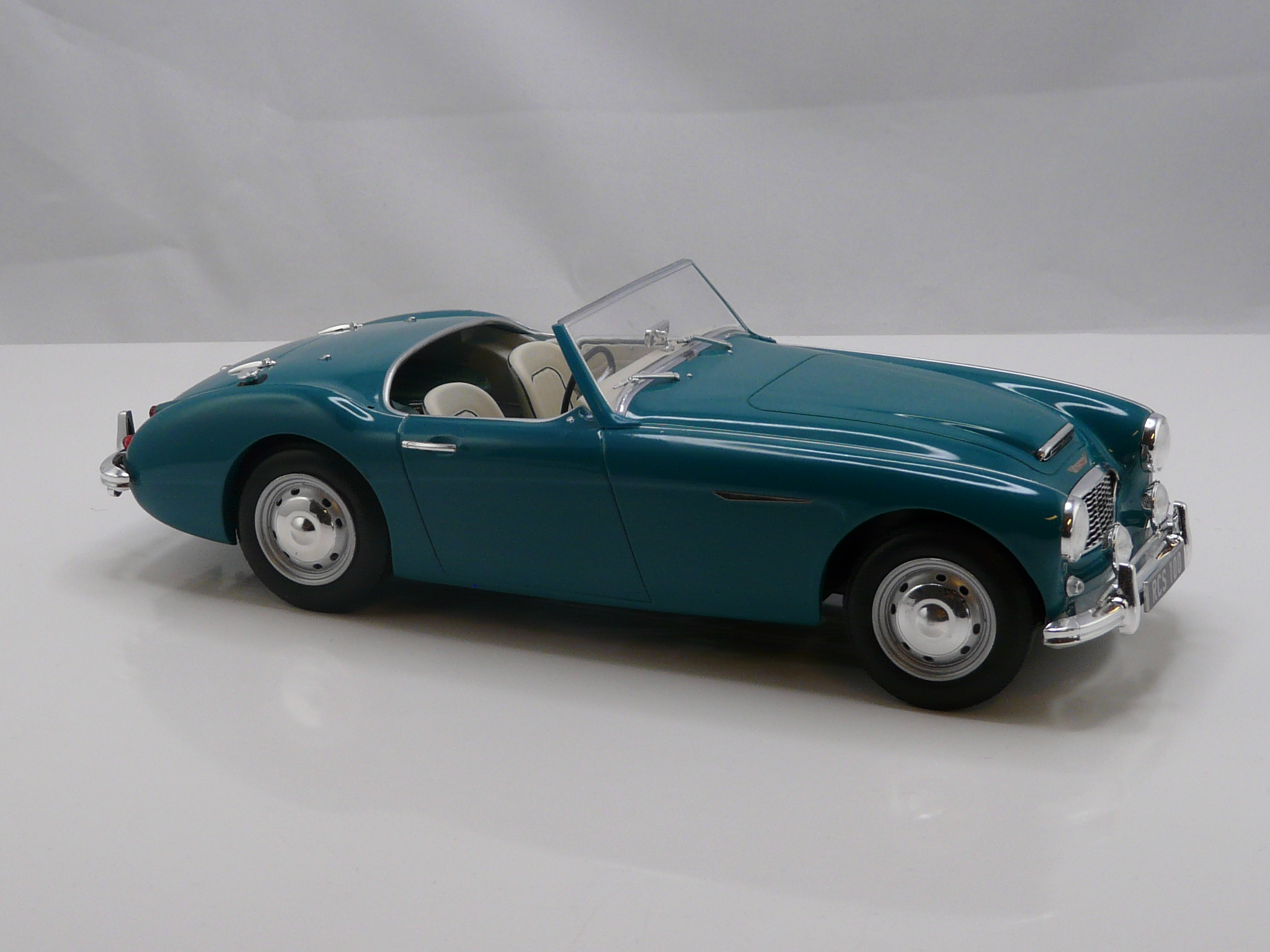 AUSTIN HEALEY 3000 MK.I 1959 GREEN 1:18 Norev