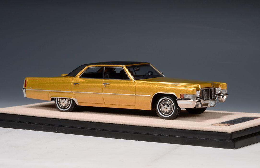 Cadillac Sedan de Ville 1970 Regency Bronze Firemist STM70504 1:43 GLM Stamp Models