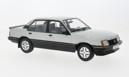 Opel Ascona C SR silber 1981 1:18 MCG