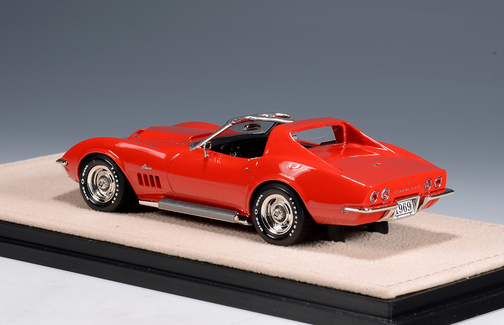 Chevrolet Corvette L88 Coupe T Roof - red STM690003 1:43 Stamp Models GLM