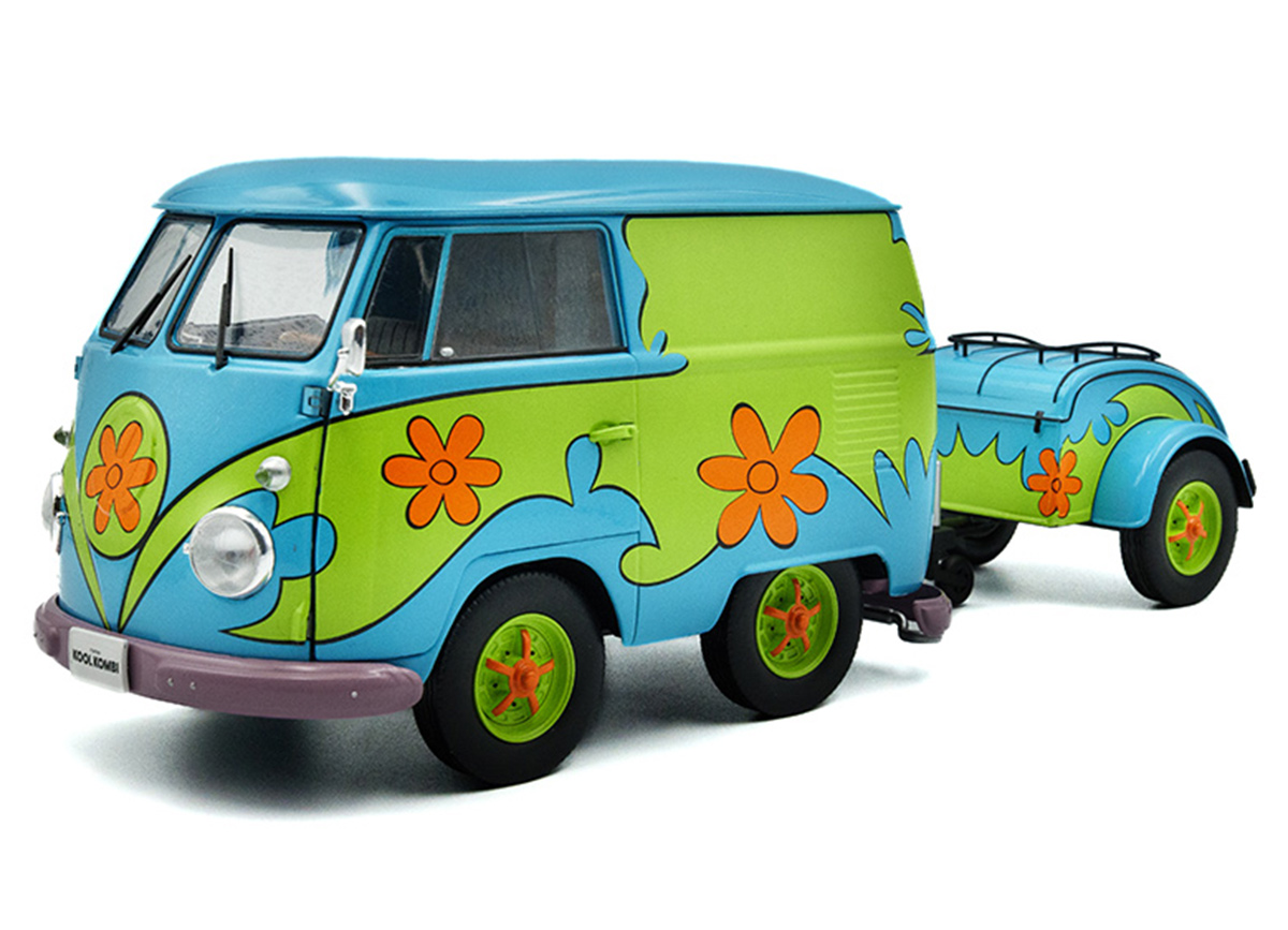 VW Kool Kombi Ghost Hunters Machine Flower Power 1:18 Solido