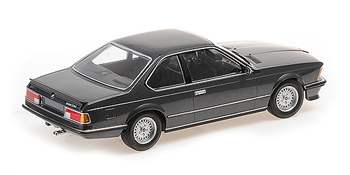 BMW 635 CSI 1982 Grey met. 1:18 Minichamps