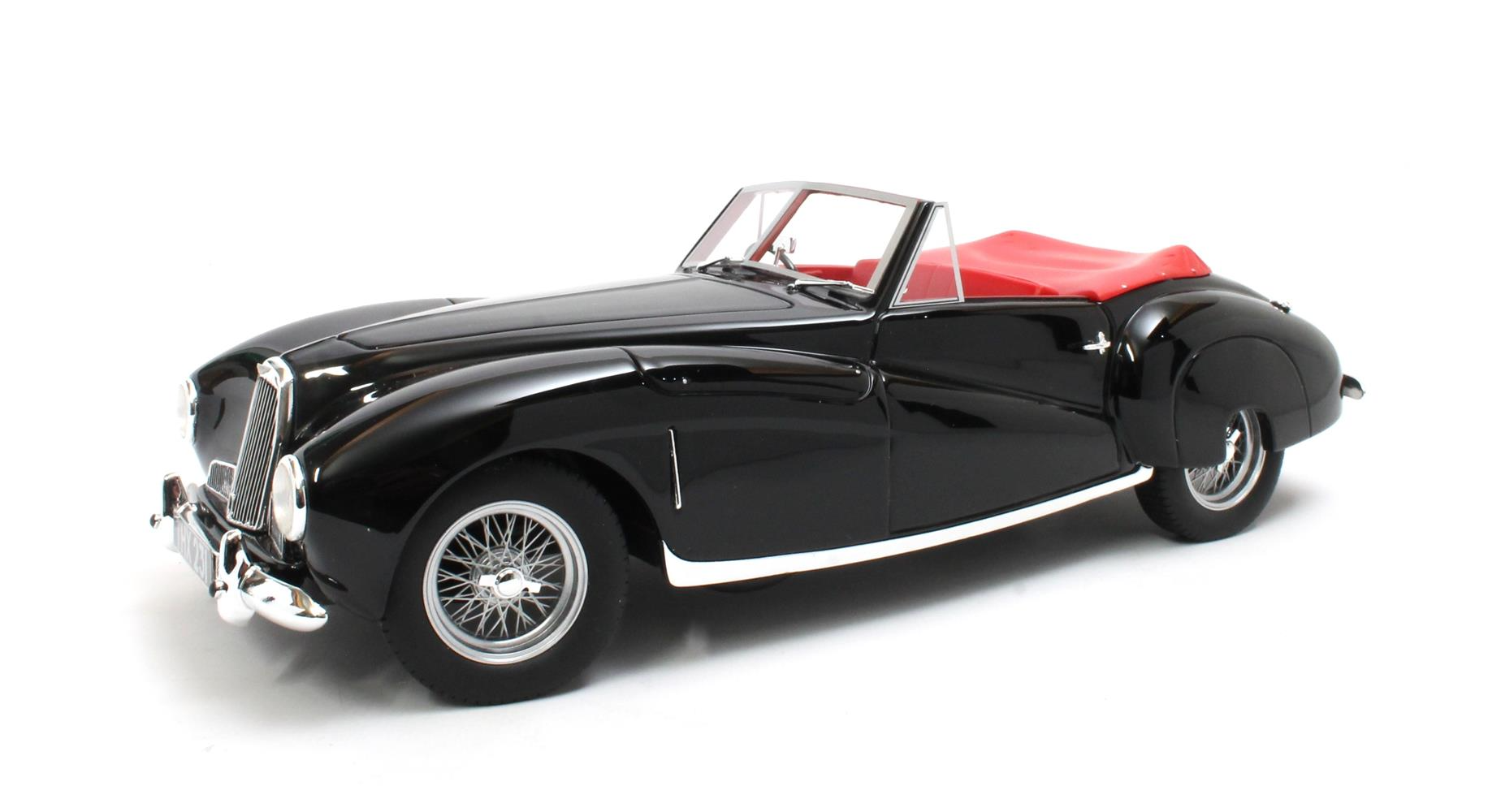 Aston Martin 2L Sports black 1949 1:18 Cult Scale