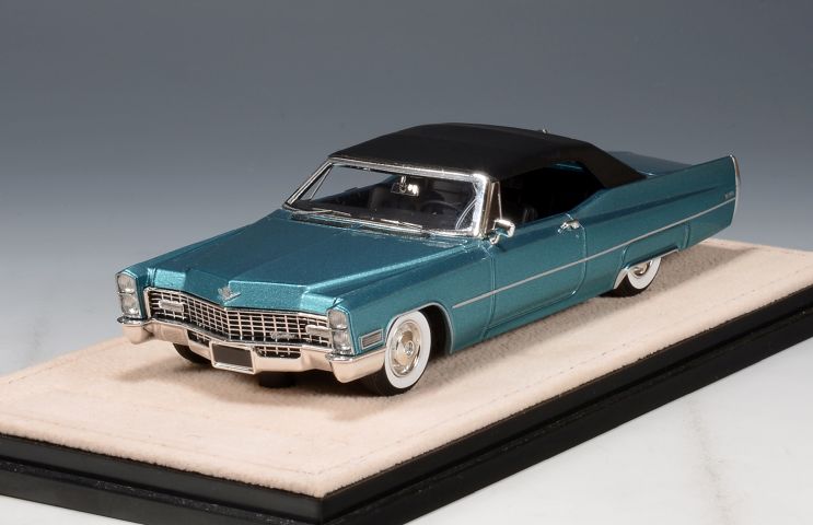 Cadillac de Ville Convertible Closed - Capri Aqua Metallic 1967 STM67704  1:43  GLM Stamp Models