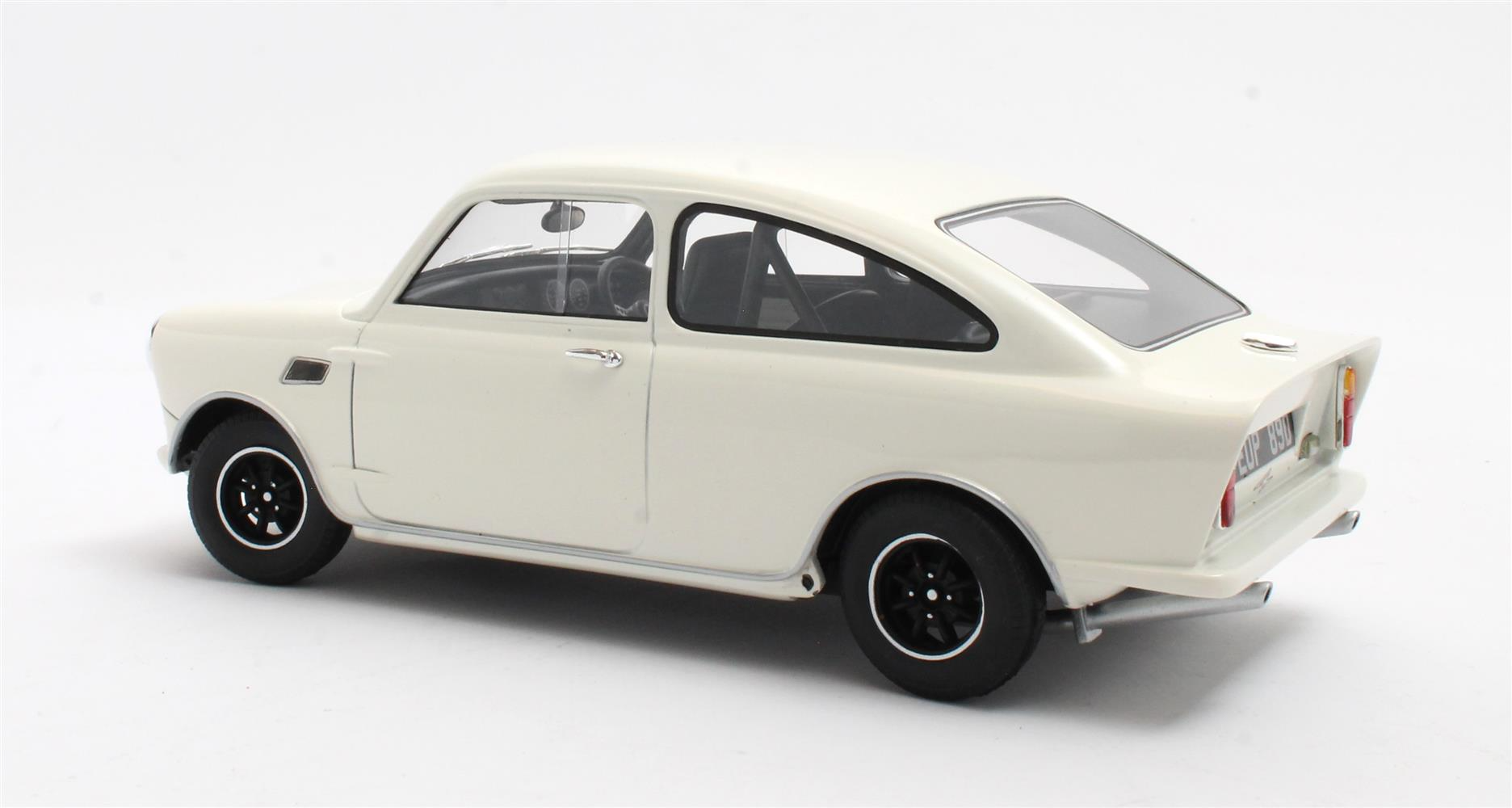 Mini Broadspeed white 1:18 Cult Scale