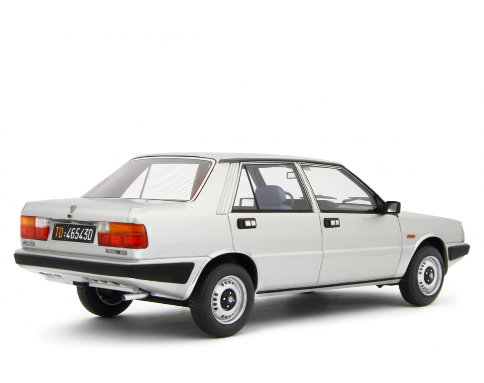 LANCIA PRISMA 1300 (INTERMEDIA) 1985 Silber LM173B 1:18 Laudoracing Model