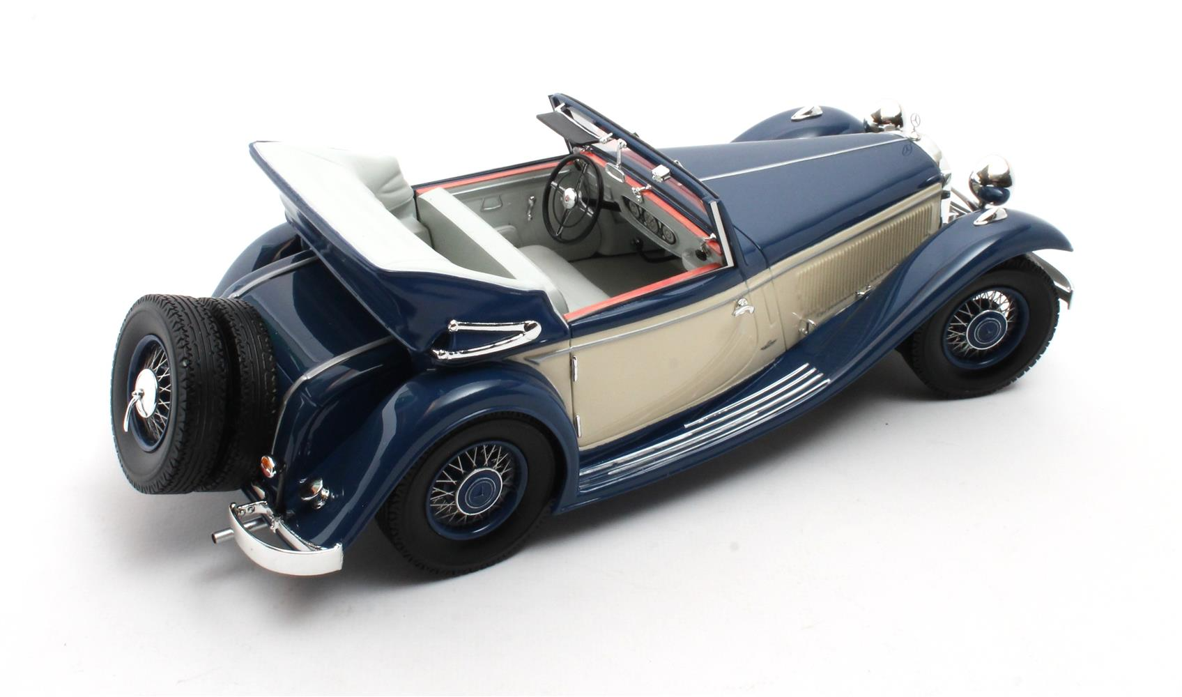 Mercedes Benz 290A Cabriolet blue-white 1936 1:18 Cult Scale Models