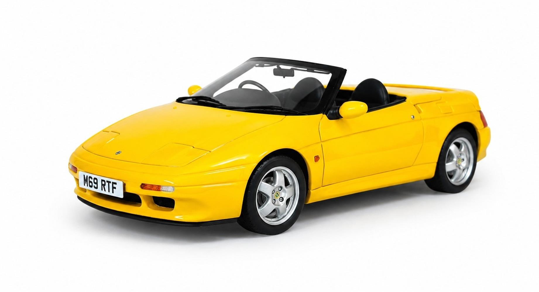Lotus Elan M100 mustard yellow 89-95 1:18 Cult Scale